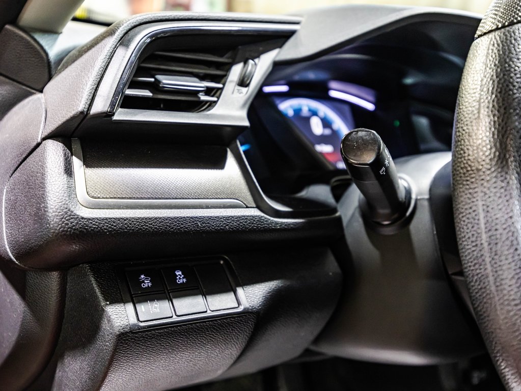 Honda Civic LX 2019 à , Québec - 20 - w1024h768px