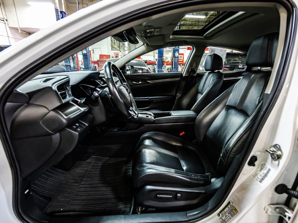 2019 Honda Civic Touring in Montréal, Quebec - 20 - w1024h768px