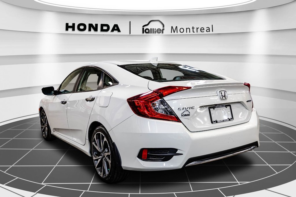 2019 Honda Civic Touring in Montréal, Quebec - 5 - w1024h768px
