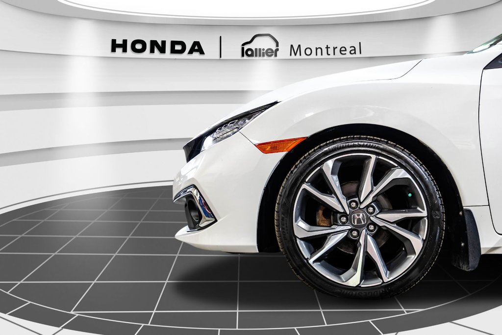 2019 Honda Civic Touring in Montréal, Quebec - 10 - w1024h768px