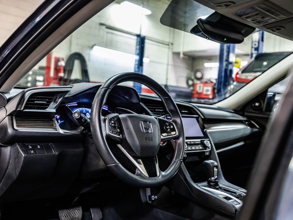 Honda Civic Touring 2020 à , Québec - 21 - w1024h768px