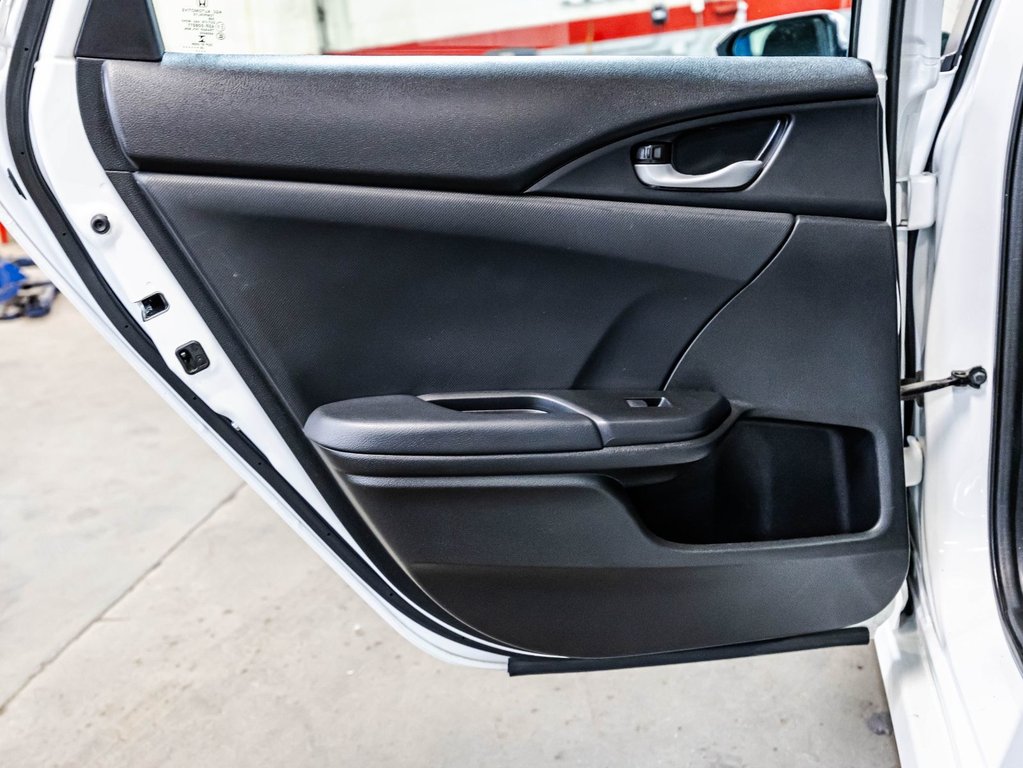 2020 Honda Civic Sport in , Quebec - 13 - w1024h768px