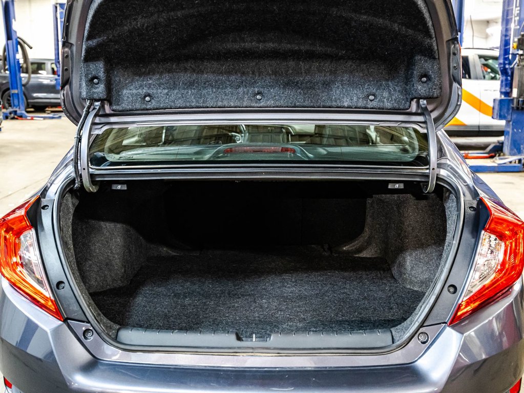 Honda Civic Sport 2020 à , Québec - 16 - w1024h768px