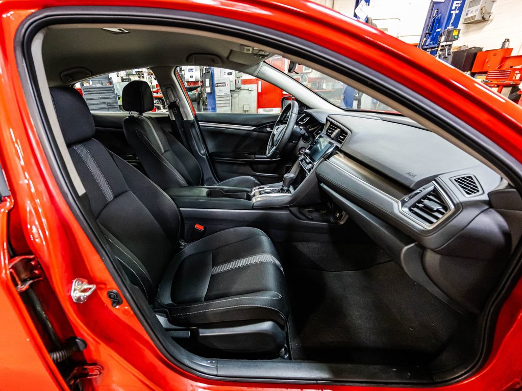 Honda Civic LX 2020 à , Québec - 17 - w1024h768px