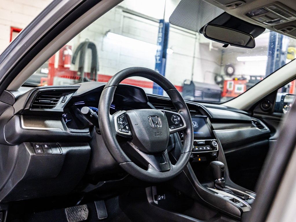 2021 Honda Civic LX in Montréal, Quebec - 19 - w1024h768px