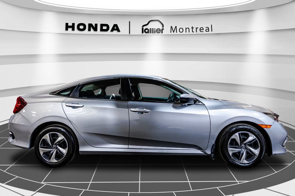 2021 Honda Civic LX in Montréal, Quebec - 8 - w1024h768px