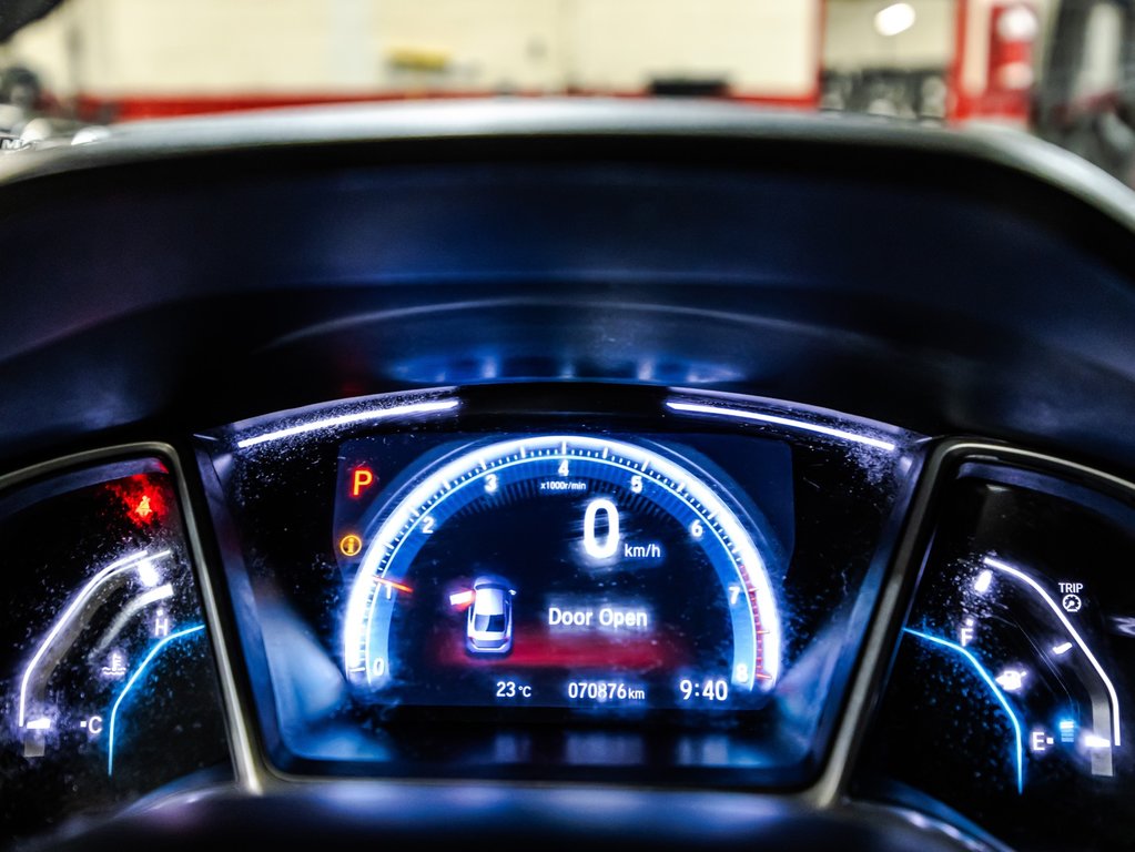 Honda Civic EX 2021 à , Québec - 24 - w1024h768px