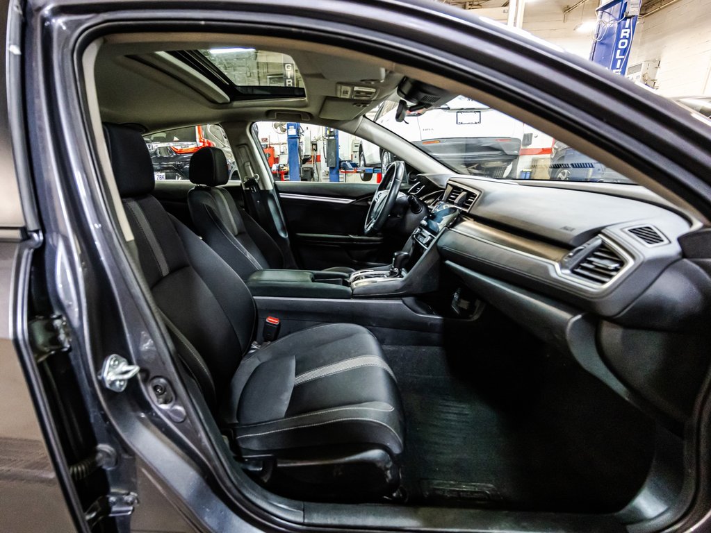 Honda Civic EX 2021 à , Québec - 18 - w1024h768px
