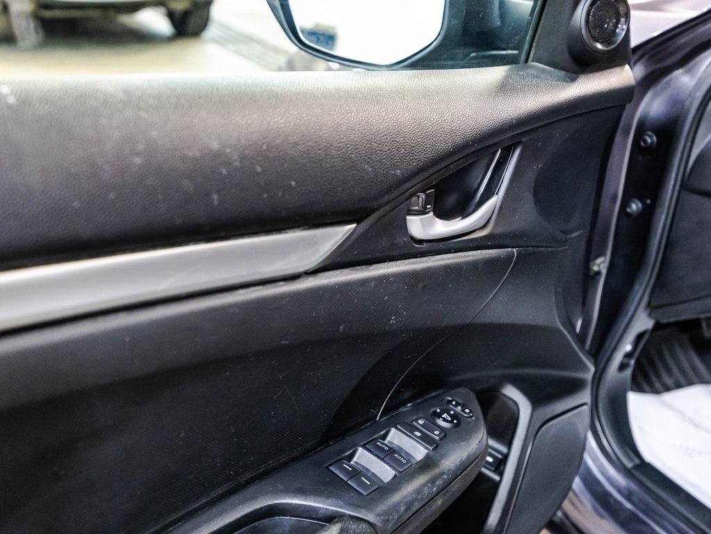 Honda Civic LX 2021 à Montréal, Québec - 11 - w1024h768px