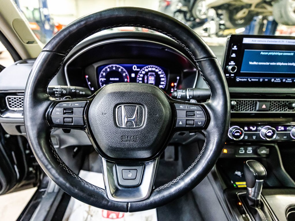 2022 Honda Civic Touring in Montréal, Quebec - 23 - w1024h768px