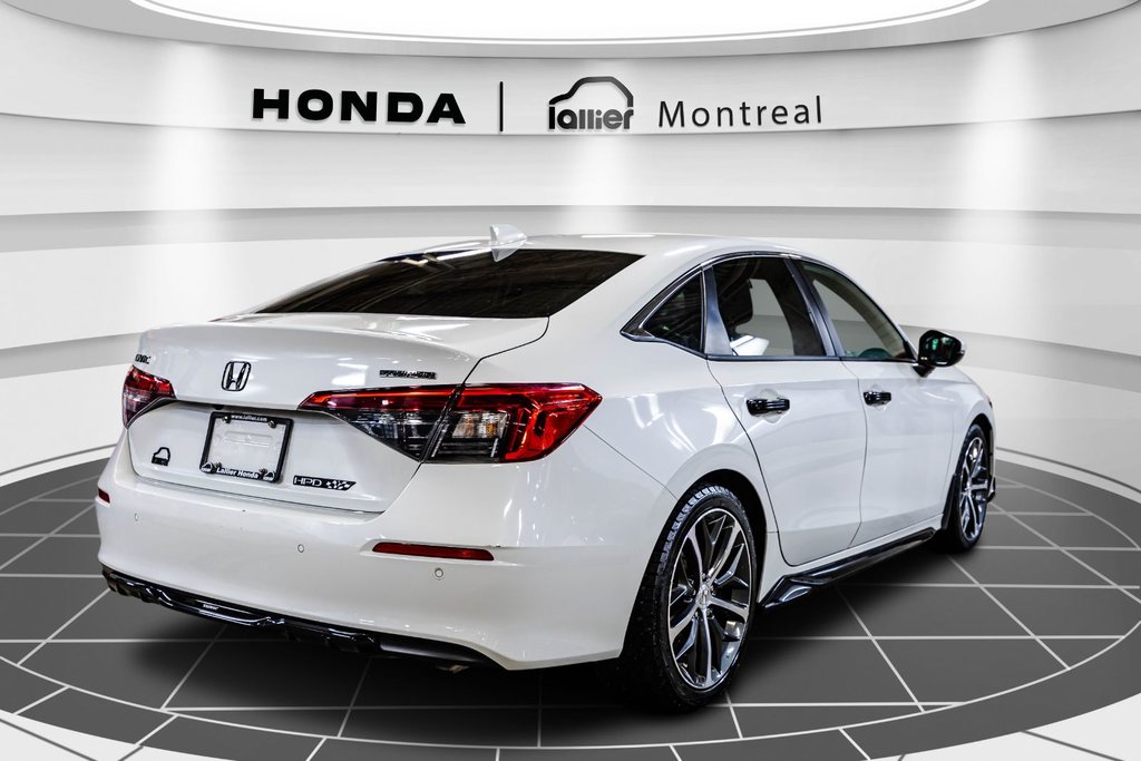 2022 Honda Civic Touring in Montréal, Quebec - 7 - w1024h768px