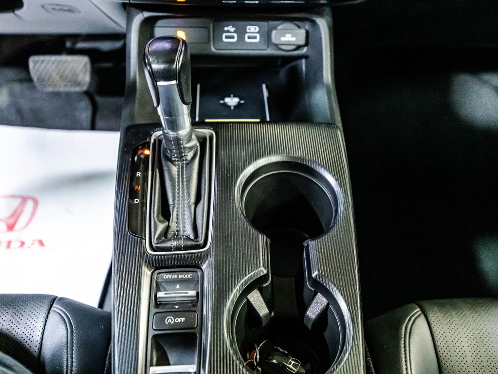 Honda Civic Touring 2022 à , Québec - 26 - w1024h768px
