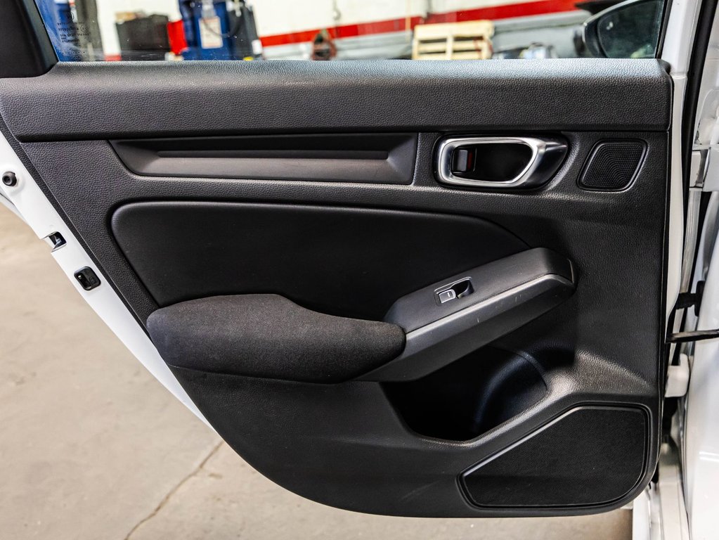 2022 Honda Civic LX in , Quebec - 12 - w1024h768px