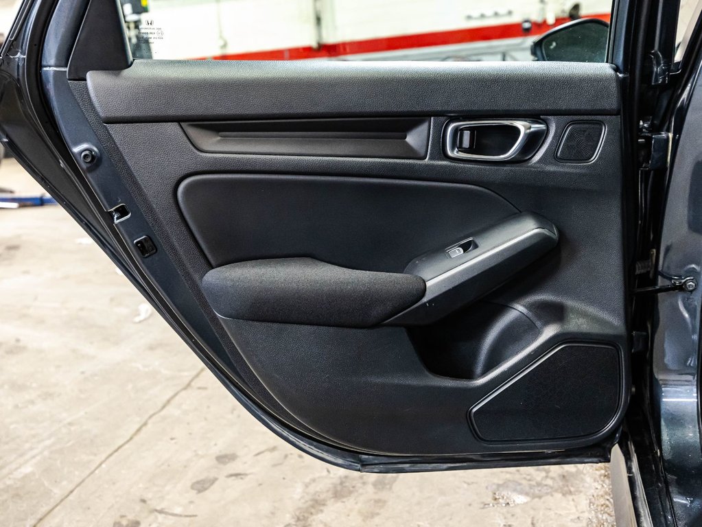 2022 Honda Civic EX in Montréal, Quebec - 12 - w1024h768px