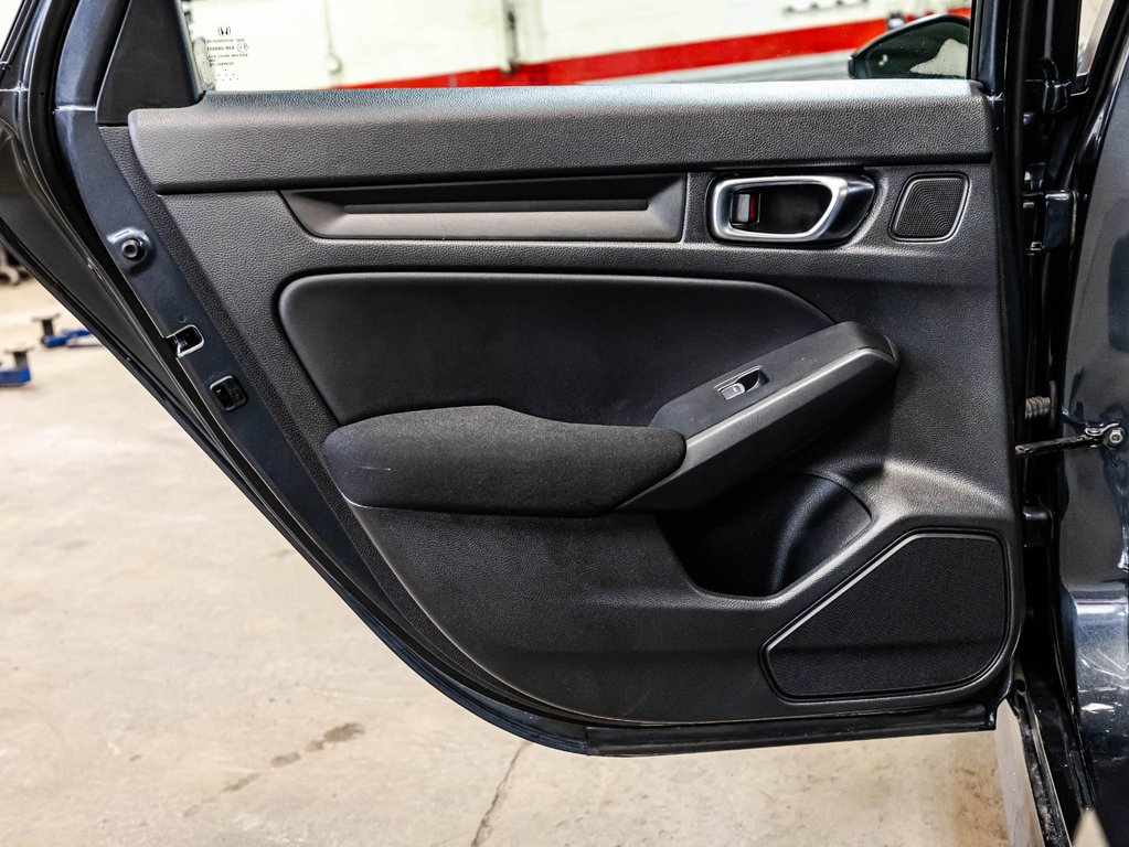 2022 Honda Civic EX in Montréal, Quebec - 12 - w1024h768px
