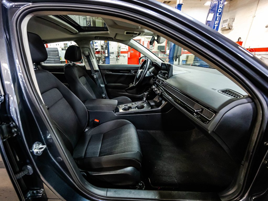 2022 Honda Civic EX in Montréal, Quebec - 17 - w1024h768px