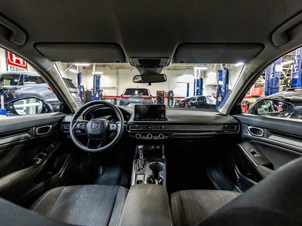 Honda Civic LX 2023 à Montréal, Québec - 14 - w1024h768px