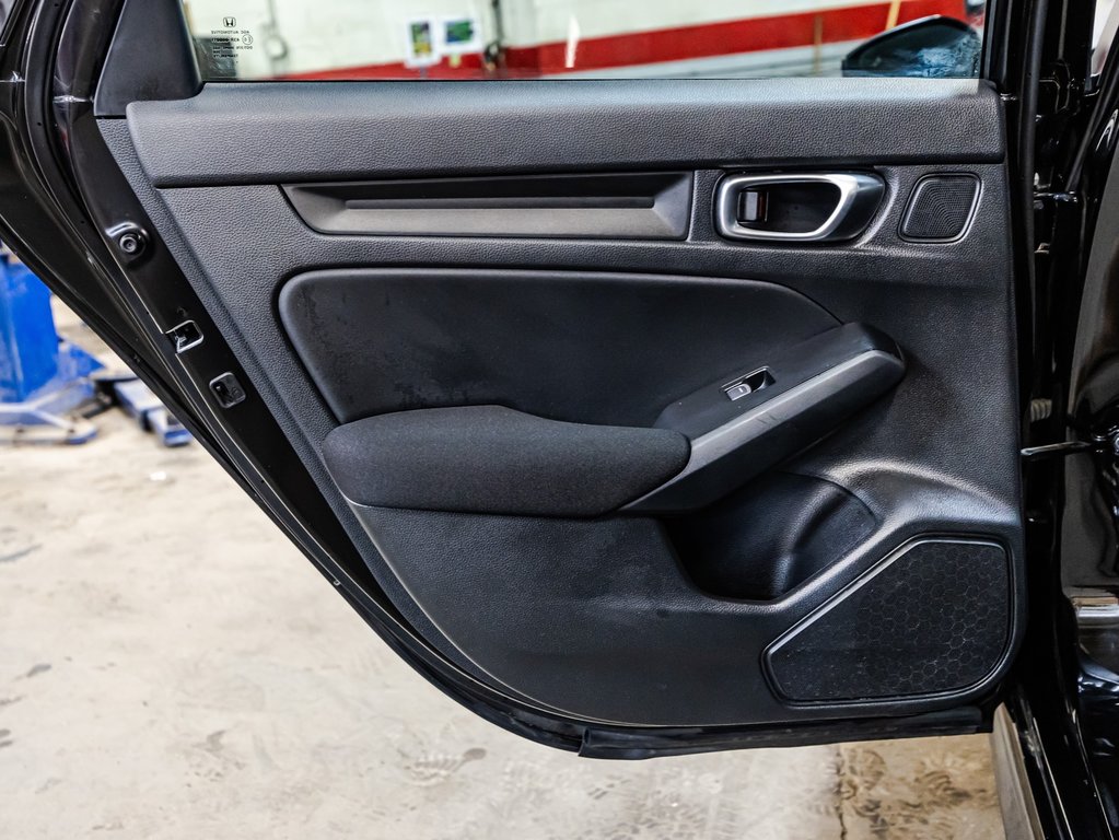 2024 Honda Civic EX in Montréal, Quebec - 12 - w1024h768px