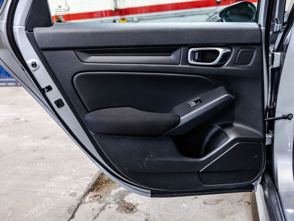 2024 Honda Civic EX in Montréal, Quebec - 12 - w1024h768px