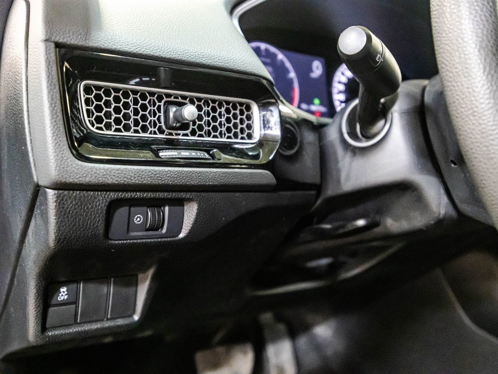 Honda Civic LX 2025 à , Québec - 20 - w1024h768px