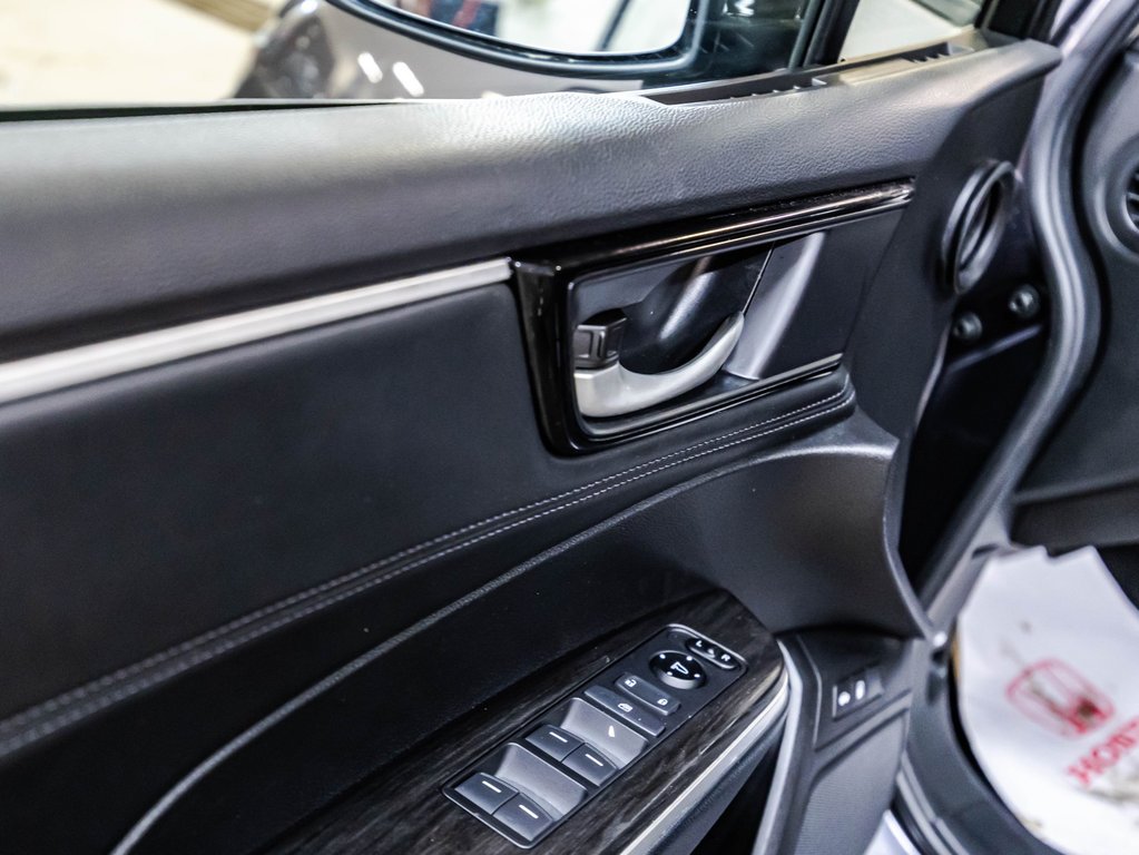 Honda Clarity Plug-In Hybrid  2019 à , Québec - 12 - w1024h768px