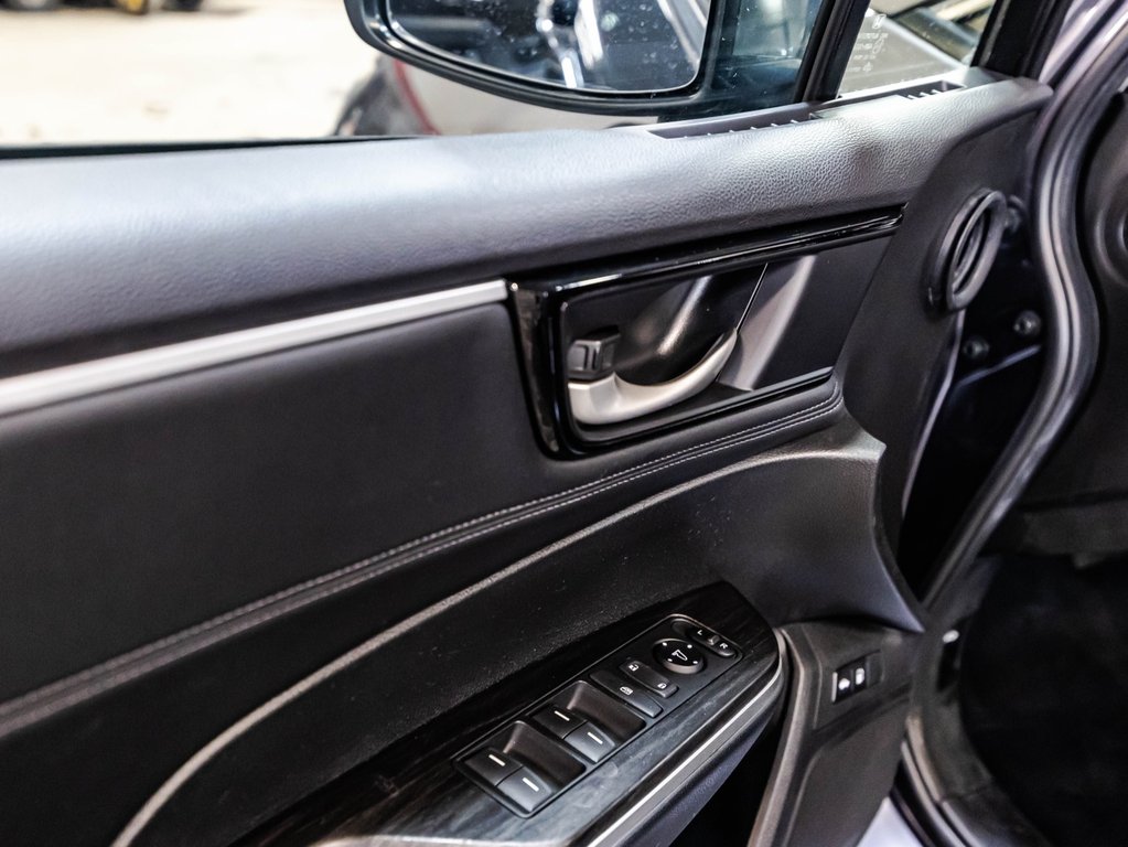 Honda Clarity Plug-In Hybrid PLUG-IN 2021 à , Québec - 12 - w1024h768px