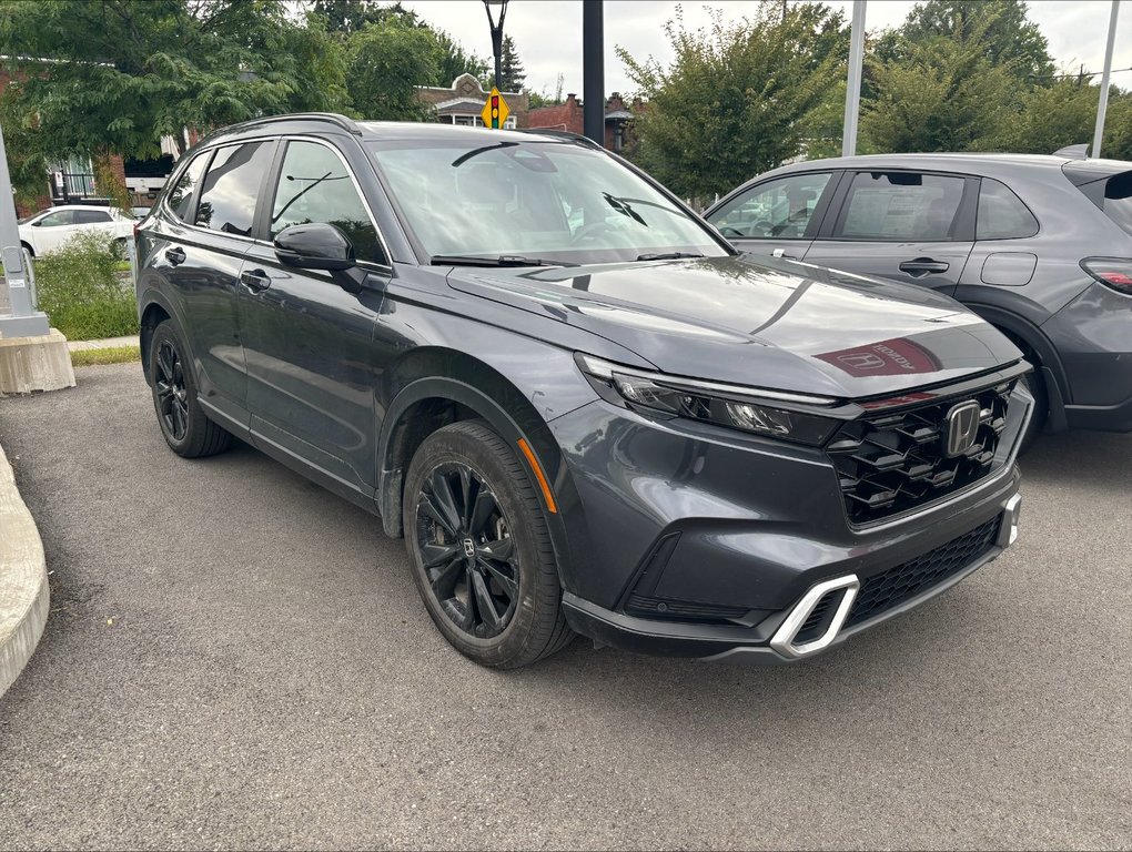 CR-V HYBRID Touring 2023 à , Québec - 2 - w1024h768px