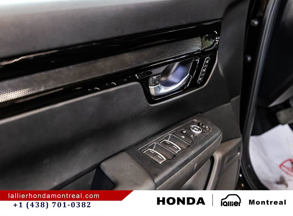 2023 Honda CR-V Hybrid Touring in Montréal, Quebec - 12 - w1024h768px