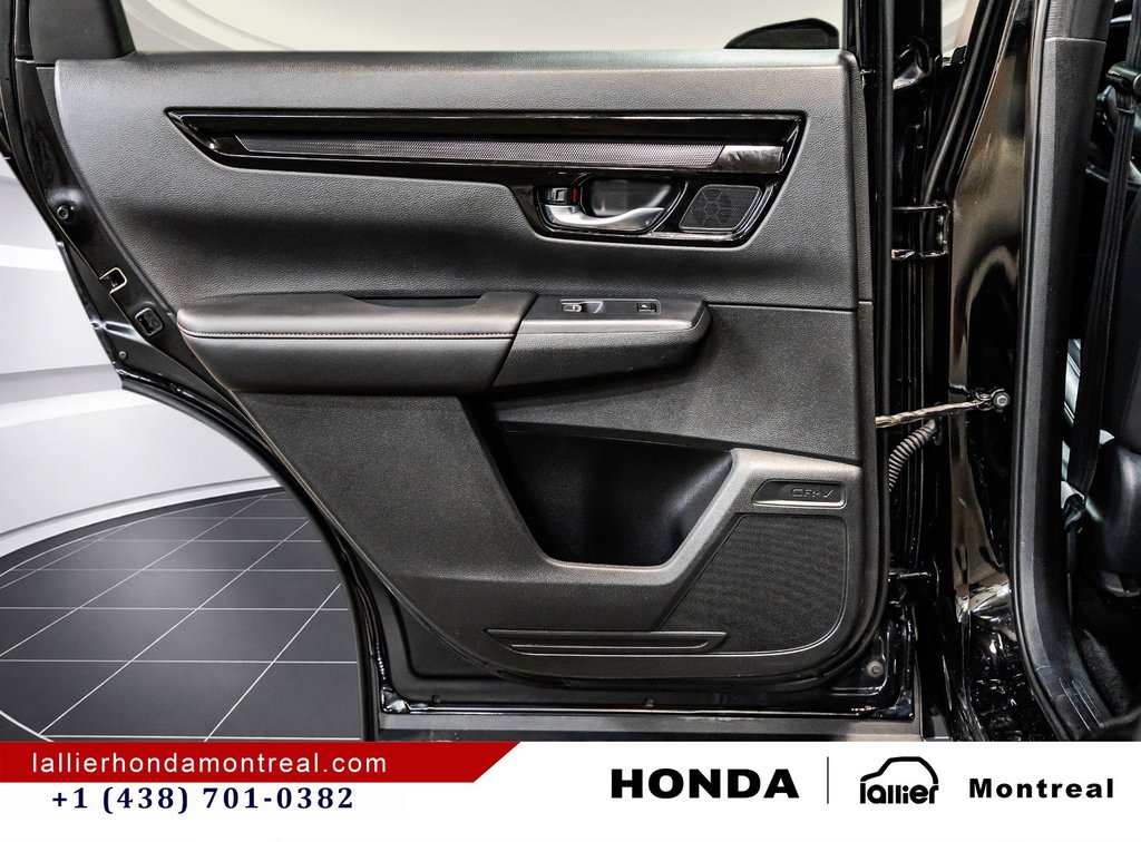 2023 Honda CR-V Hybrid Touring in Montréal, Quebec - 14 - w1024h768px