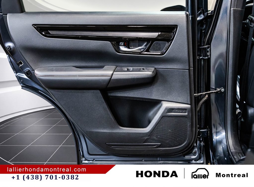 2023 Honda CR-V Hybrid Touring in Montréal, Quebec - 14 - w1024h768px