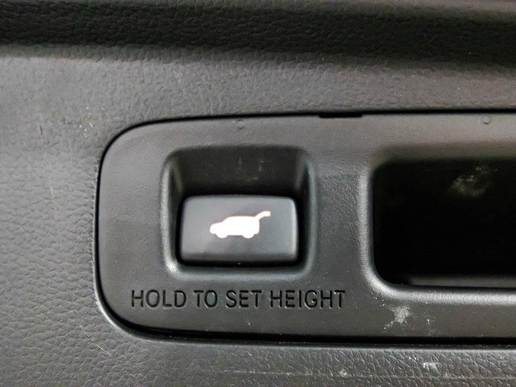 2024 Honda CR-V HYBRID EX-L in Montréal, Quebec - 16 - w1024h768px