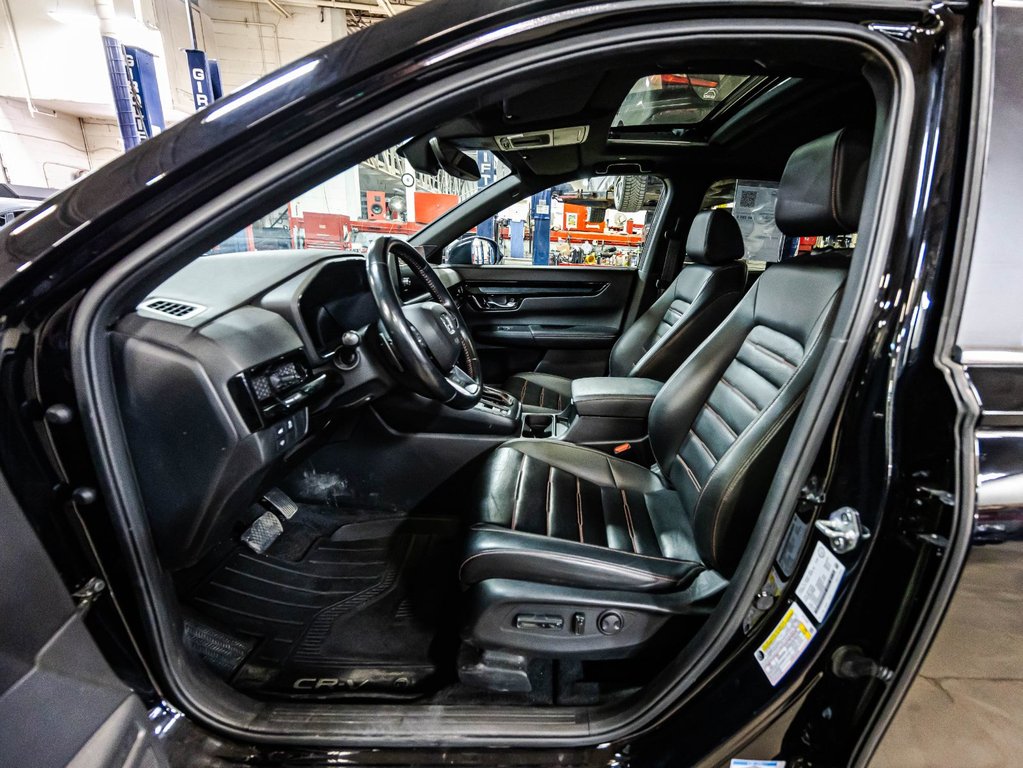 2024 Honda CR-V Hybrid Touring in Montréal, Quebec - 21 - w1024h768px