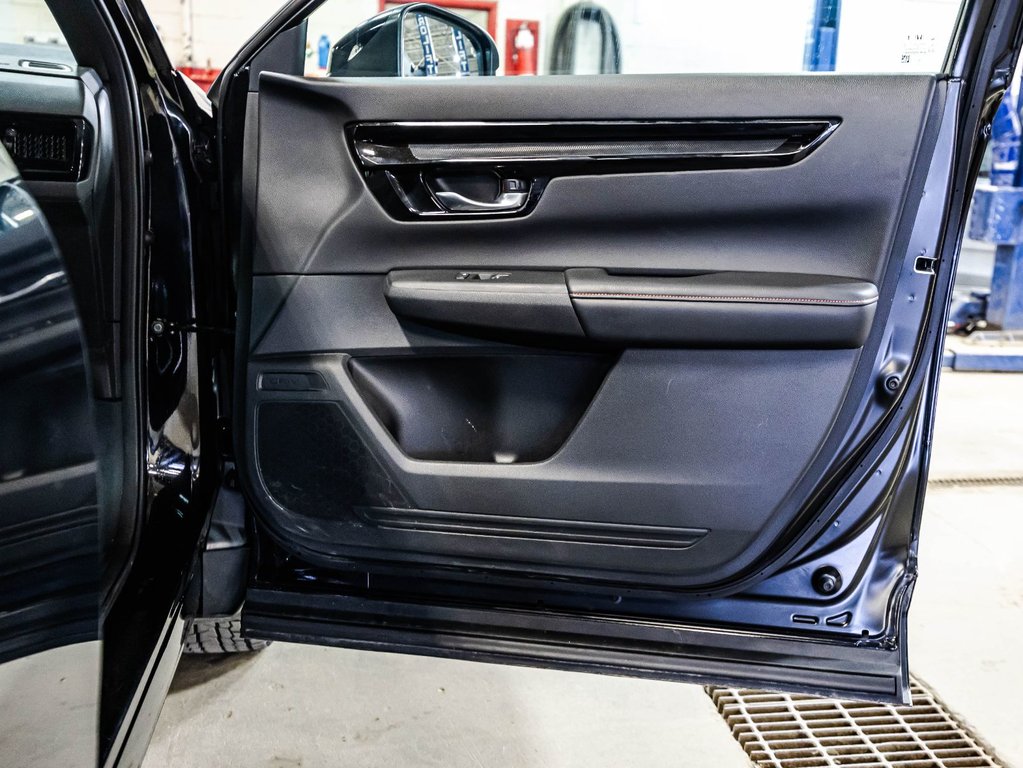 2024 Honda CR-V Hybrid Touring in Montréal, Quebec - 18 - w1024h768px