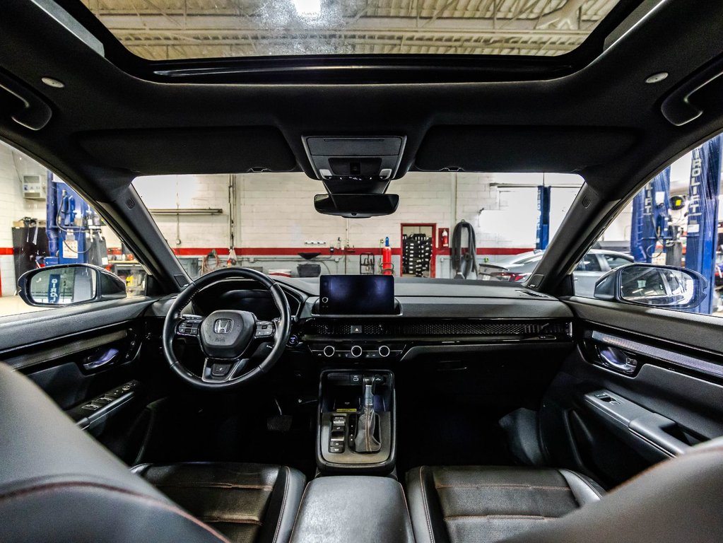 2024 Honda CR-V Hybrid Touring in Montréal, Quebec - 15 - w1024h768px