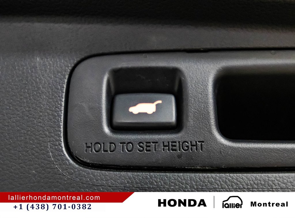 Honda CR-V Hybrid EX-L 2024 à Montréal, Québec - 16 - w1024h768px