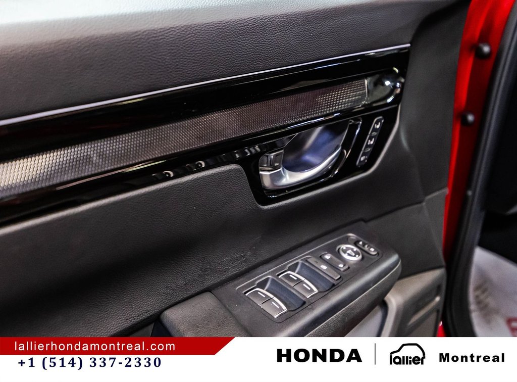 Honda CR-V Hybrid Touring 2024 à Montréal, Québec - 11 - w1024h768px
