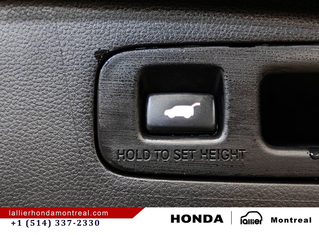 Honda CR-V Hybrid Touring 2025 à Montréal, Québec - 16 - w1024h768px