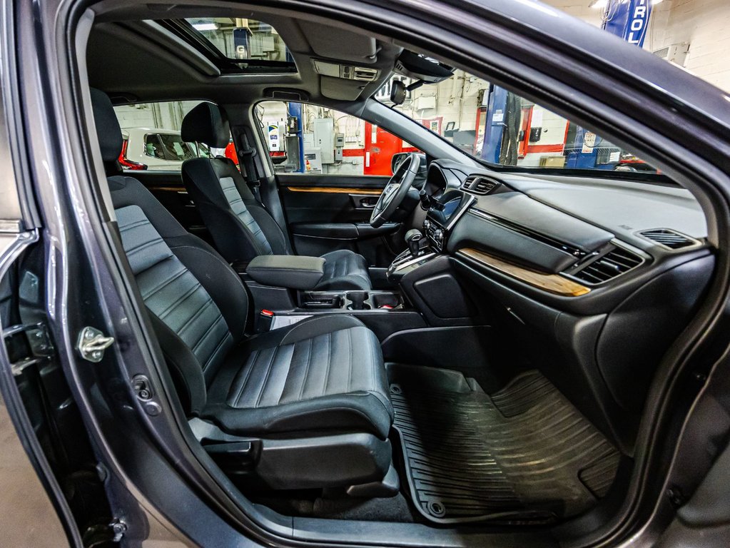 2017 Honda CR-V EX in Montréal, Quebec - 17 - w1024h768px