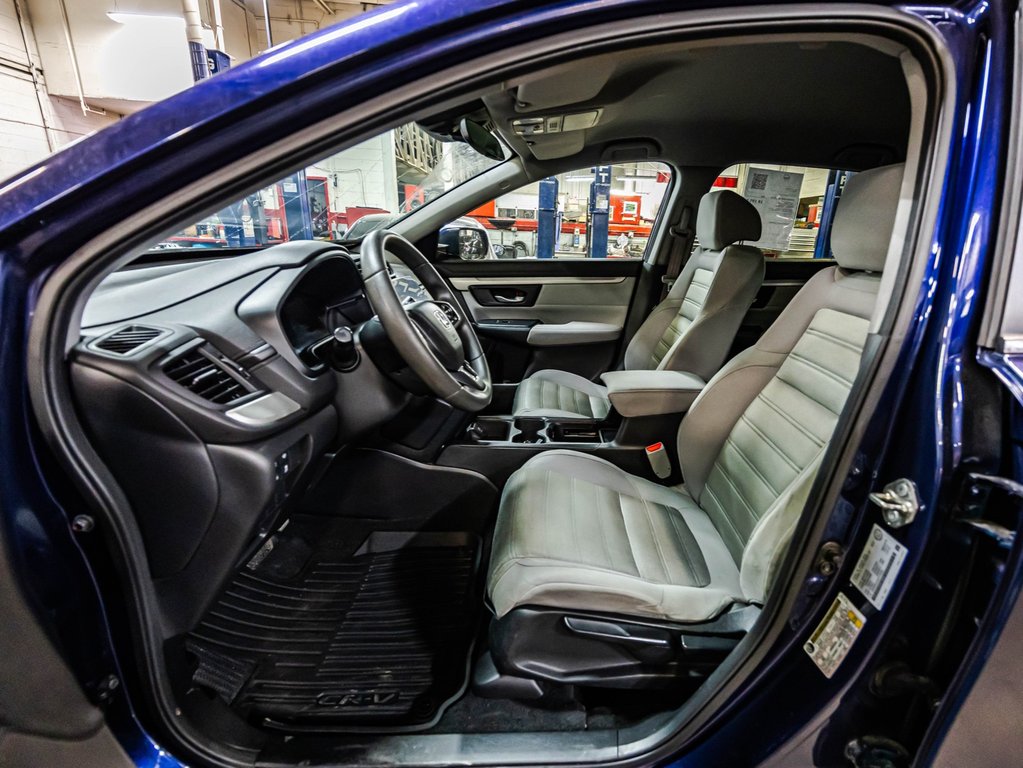 2017 Honda CR-V LX in Montréal, Quebec - 18 - w1024h768px