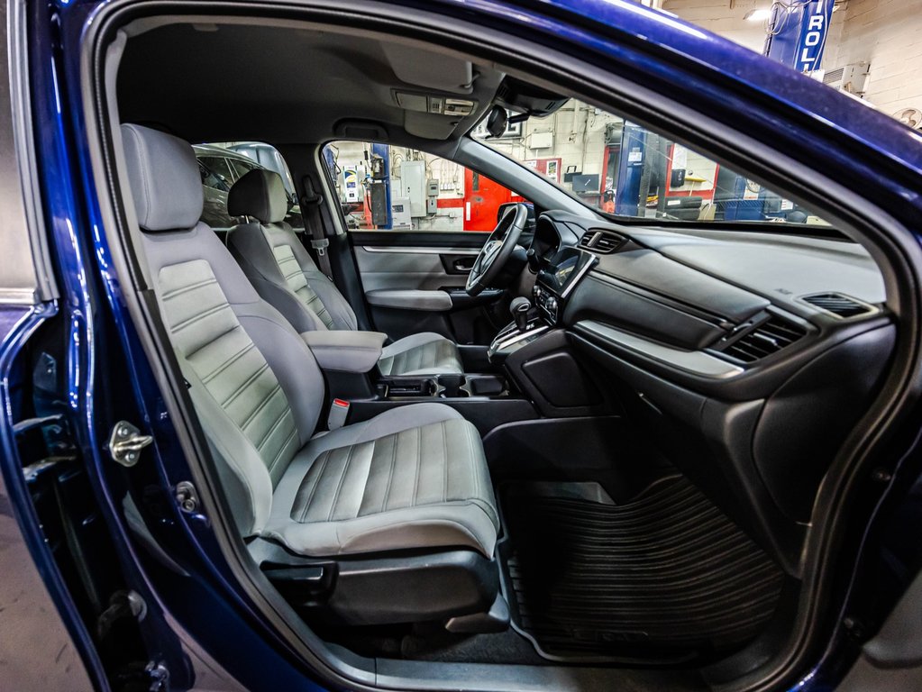 2017 Honda CR-V LX in Montréal, Quebec - 17 - w1024h768px