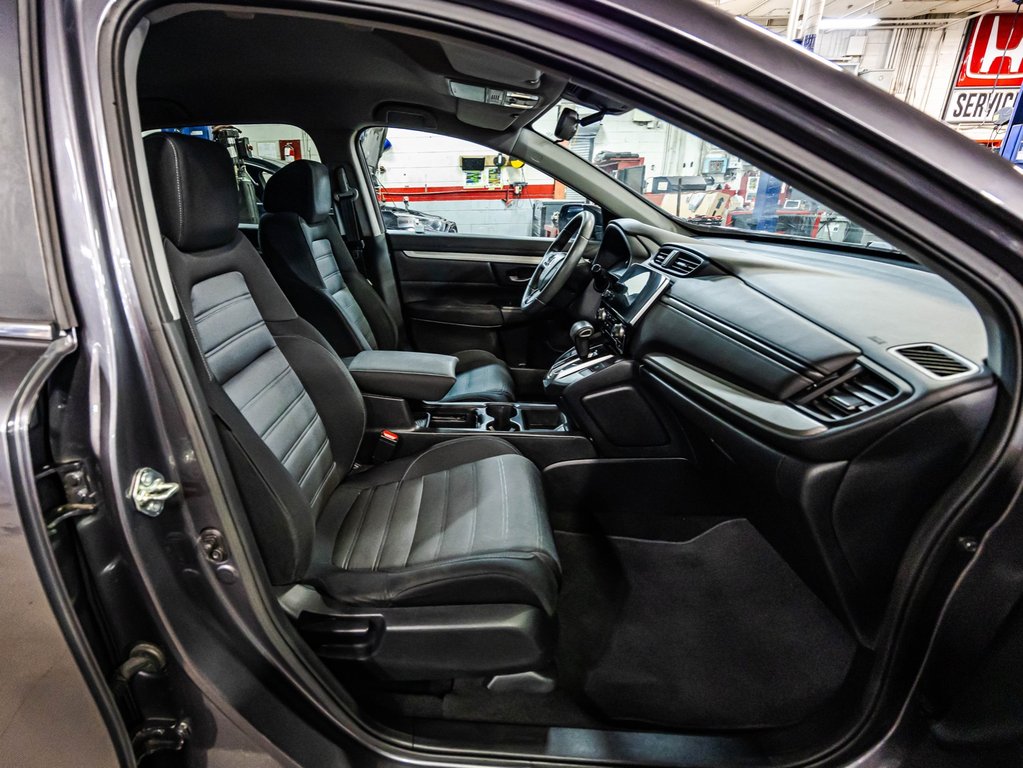 2017 Honda CR-V LX in , Quebec - 17 - w1024h768px