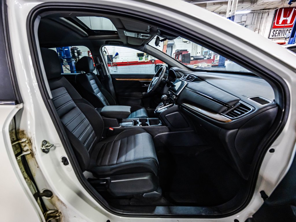 Honda CR-V EX 2017 à , Québec - 17 - w1024h768px