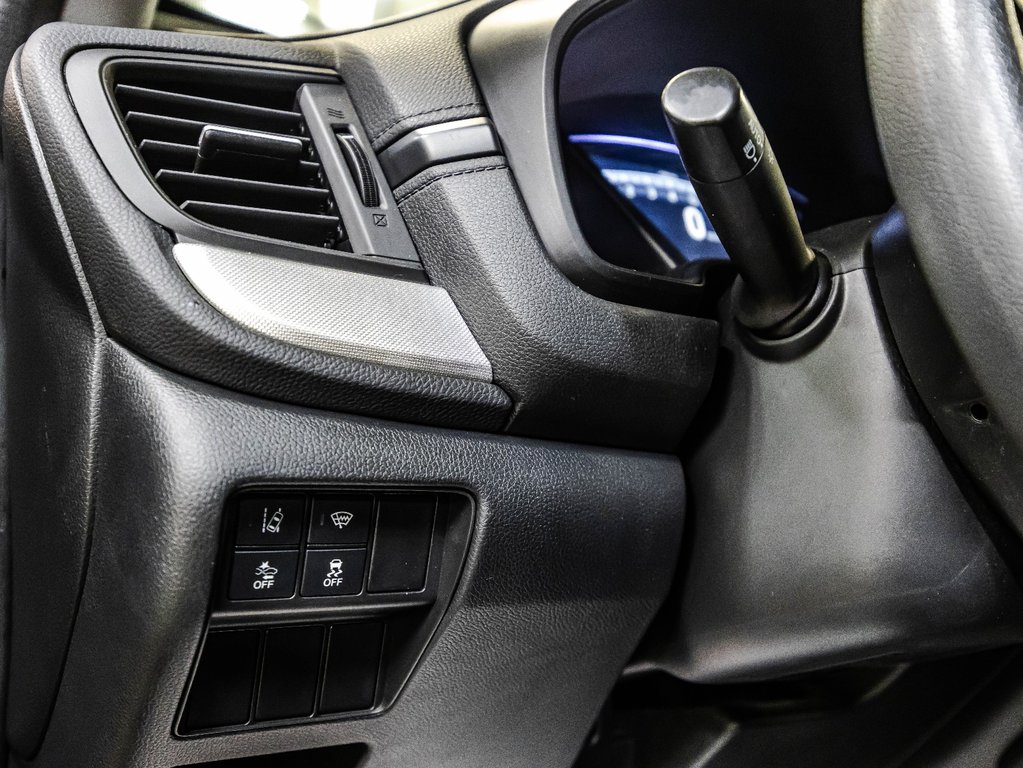 2017 Honda CR-V LX in Montréal, Quebec - 20 - w1024h768px