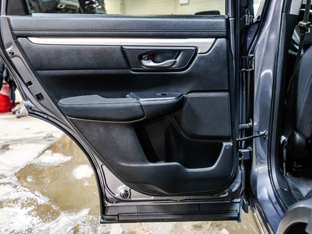 Honda CR-V LX 2017 à Montréal, Québec - 12 - w1024h768px