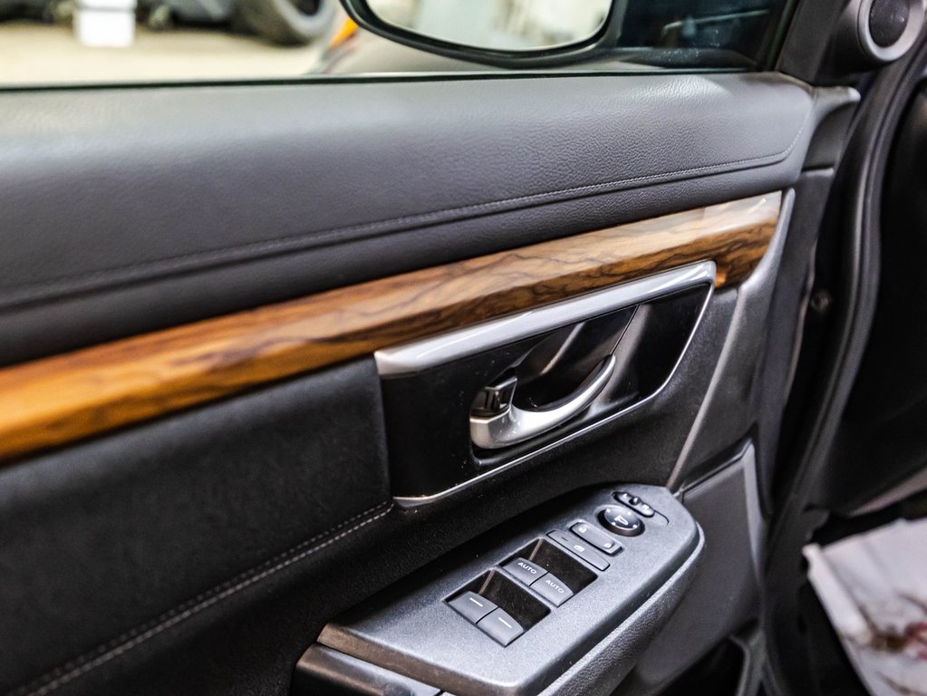 Honda CR-V EX 2017 à , Québec - 11 - w1024h768px