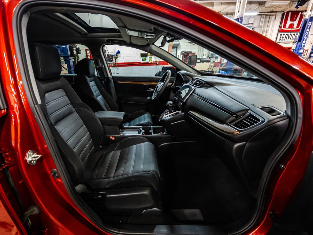 Honda CR-V EX 2017 à , Québec - 17 - w1024h768px