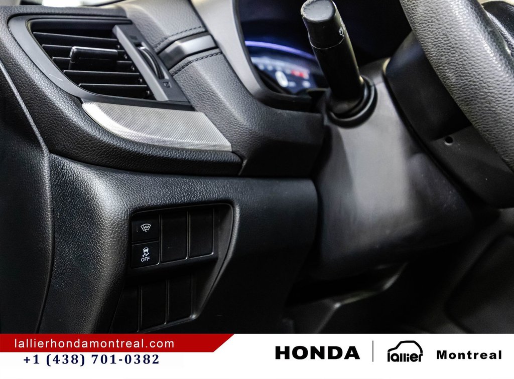 2017 Honda CR-V LX in Montréal, Quebec - 20 - w1024h768px
