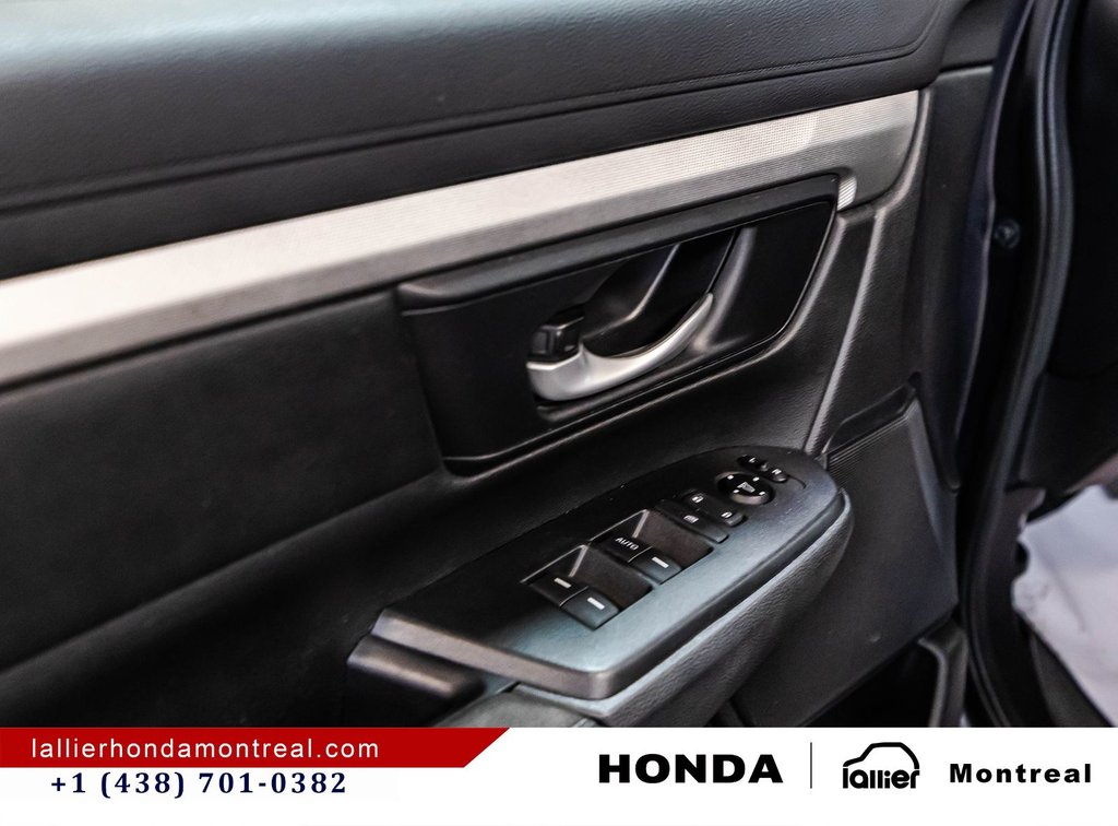 Honda CR-V LX 2017 à Montréal, Québec - 11 - w1024h768px
