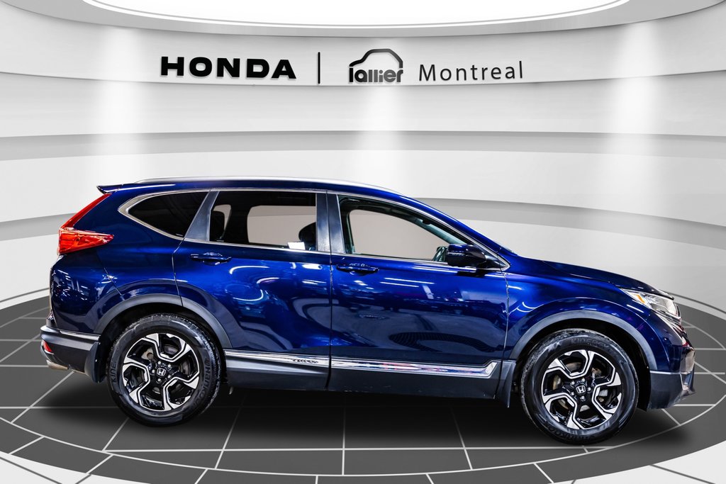 2018 Honda CR-V Touring in Montréal, Quebec - 8 - w1024h768px