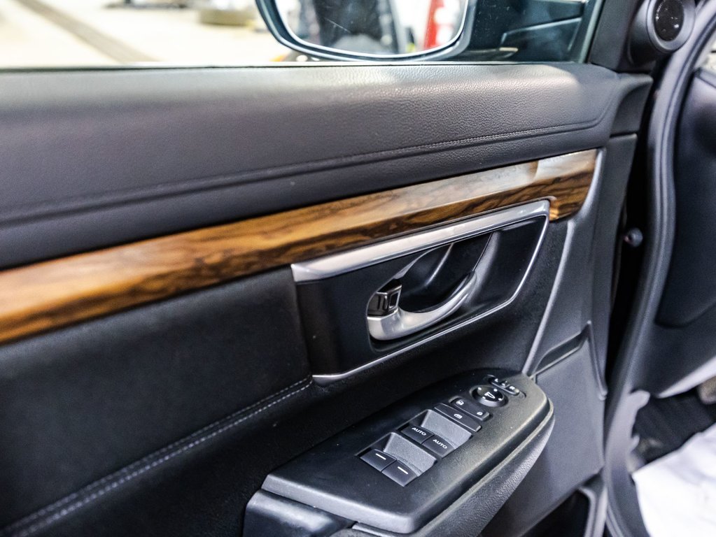 Honda CR-V EX 2018 à Montréal, Québec - 11 - w1024h768px